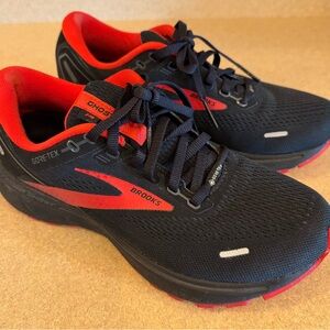 Brooks Ghost Black and Red Athletic Shoes